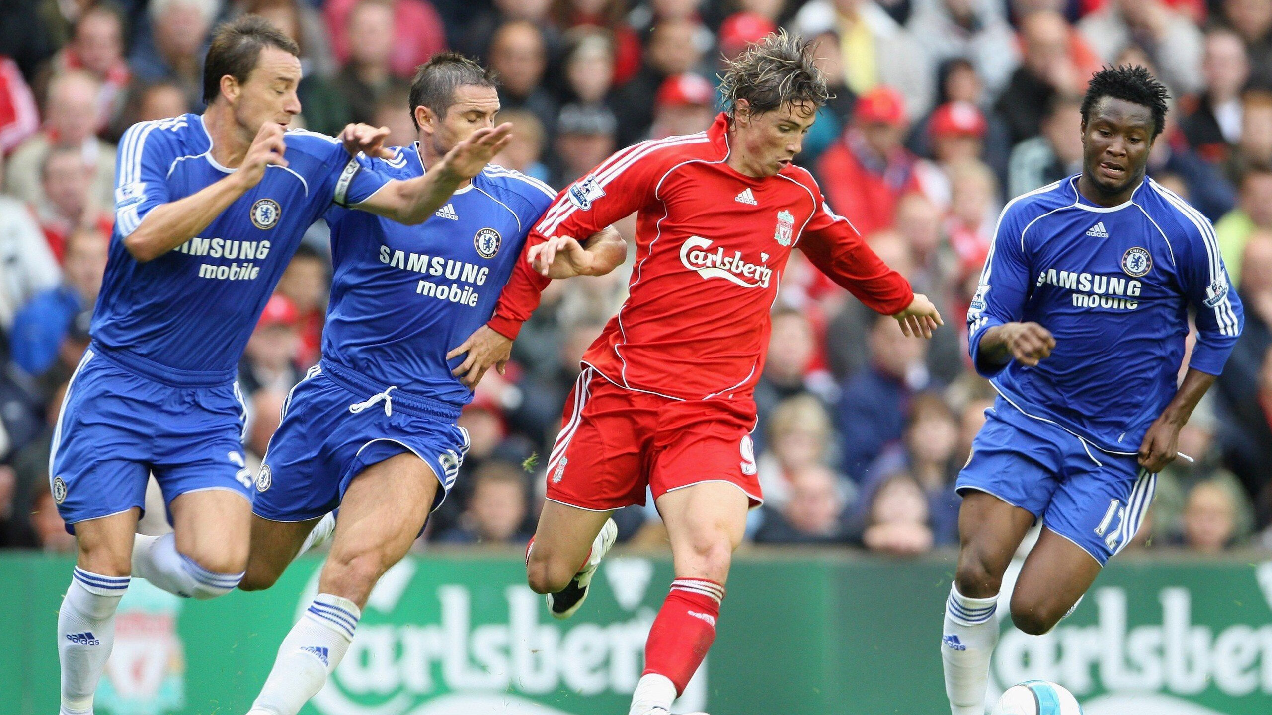 上海队逆转掘金，当库里在F1赛道接管比赛，我们看见了什么？